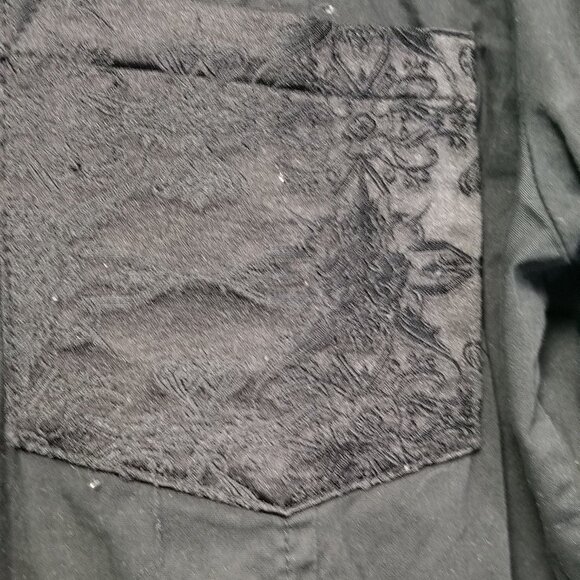 Lip Service  Shirt - Picture 3 of 3